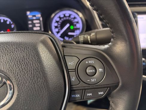 Used 2019 Toyota Camry SE image 31