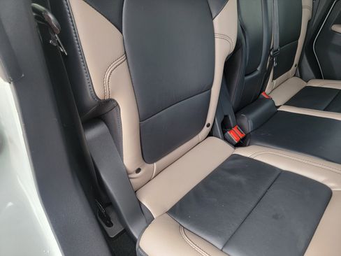 Used 2023 Ford Bronco Wildtrak image 12