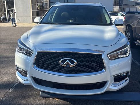 Used 2020 INFINITI QX60 Luxe w/ Essential Package image 1