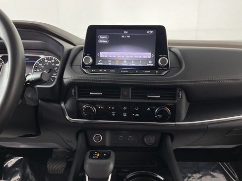 Used 2021 Nissan Rogue S FWD image 21