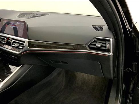 Used 2019 BMW 330i xDrive Sedan w/ Premium Package image 23