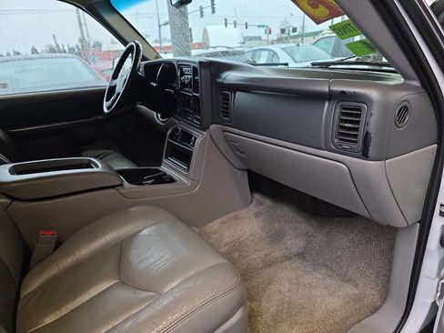 Used 2003 GMC Yukon SLT w/ 1SD Preferred Equipment Group image 13