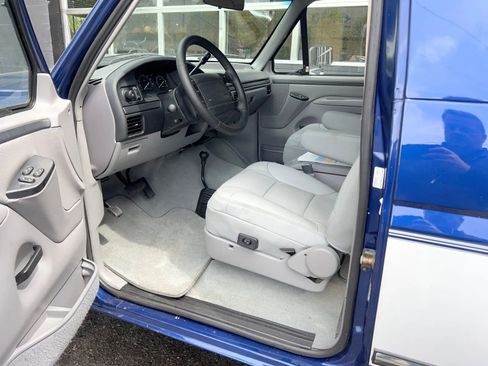 Used 1996 Ford Bronco image 11