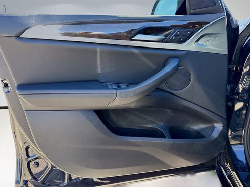 Used 2024 BMW X4 M40i w/ Premium Package image 22