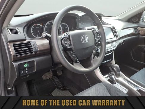 Used 2017 Honda Accord EX image 16