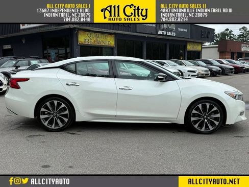 Used 2016 Nissan Maxima SR w/ Interior Lighting Package FWD image 8