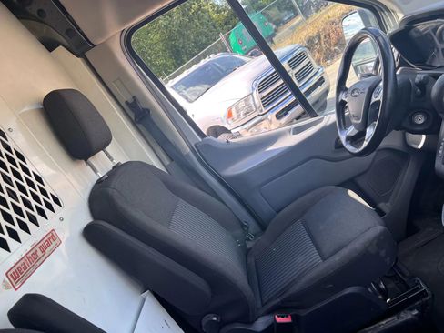 Used 2017 Ford Transit 150 Medium Roof w/Sliding Side Doo image 24