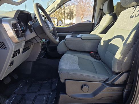 Used 2023 Ford F150 XLT w/ Trailer Tow Package image 11