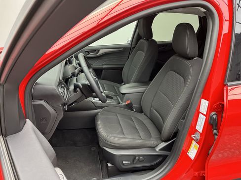 Used 2024 Ford Escape Active image 8