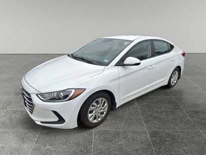 Used 2018 Hyundai Elantra SE