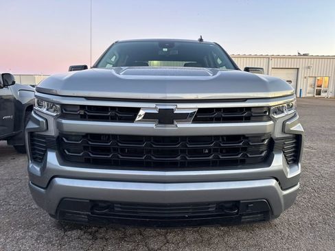 Used 2023 Chevrolet Silverado 1500 RST w/ Z71 Off-Road Package image 2