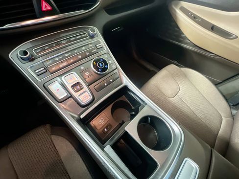 Used 2023 Hyundai Santa Fe SEL Convenience image 26