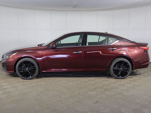Used 2023 Nissan Altima 2.5 SL AWD/4WD image 14