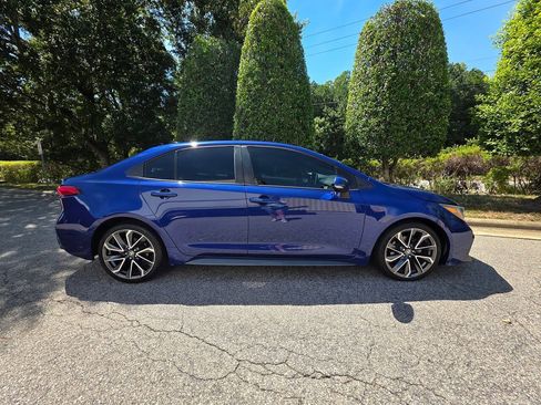 Used 2020 Toyota Corolla XSE FWD image 6
