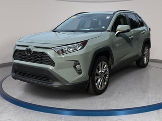 Used 2019 Toyota RAV4 XLE Premium FWD video 1