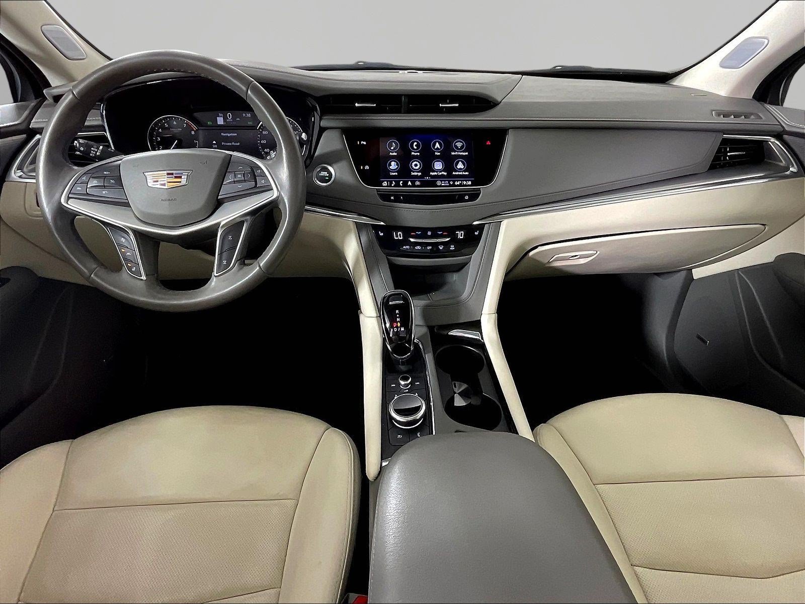 Used 2024 Cadillac XT5 Premium Luxury w/ LPO, Floor Liner Package AWD/4WD image 7
