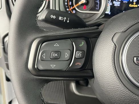 New 2025 Jeep Wrangler Unlimited Rubicon w/ XTREMEE 35" Tire Package image 14