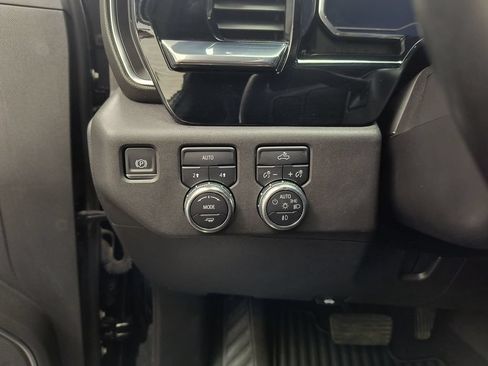 Used 2023 GMC Sierra 1500 Elevation AWD/4WD image 14
