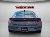 Used 2022 Hyundai Elantra SE image 3