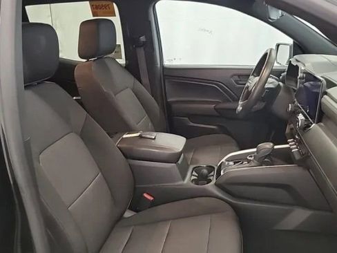 Used 2023 Chevrolet Colorado Trail Boss image 15