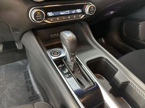 Used 2021 Nissan Sentra SV image 17