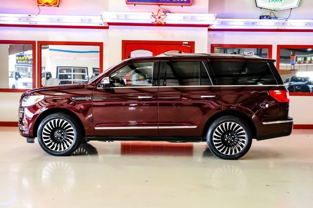 Used 2018 Lincoln Navigator Black Label w/ Cargo Package AWD/4WD image 12