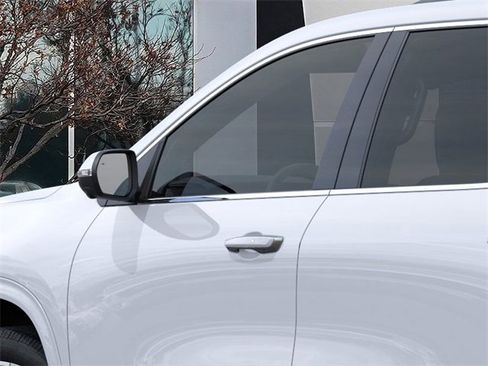 New 2026 GMC Acadia Denali image 12