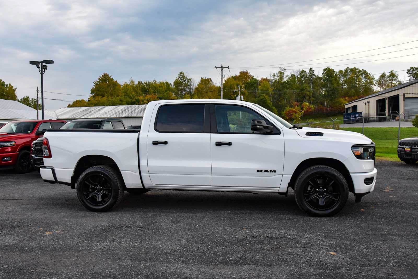 Used 2023 RAM 1500 Big Horn AWD/4WD image 2