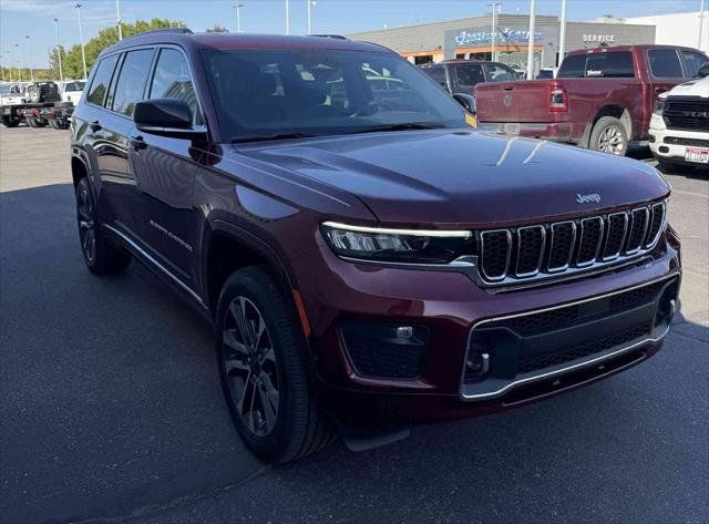 Certified 2025 Jeep Grand Cherokee L Overland w/ Trailer Tow Package AWD/4WD image 3
