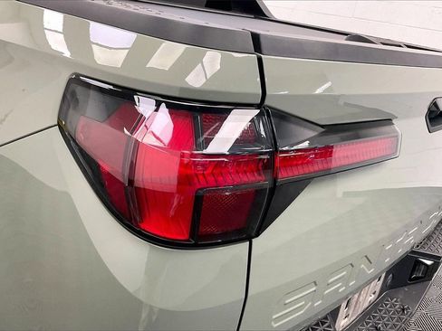 Certified 2023 Hyundai Santa Cruz Limited image 24