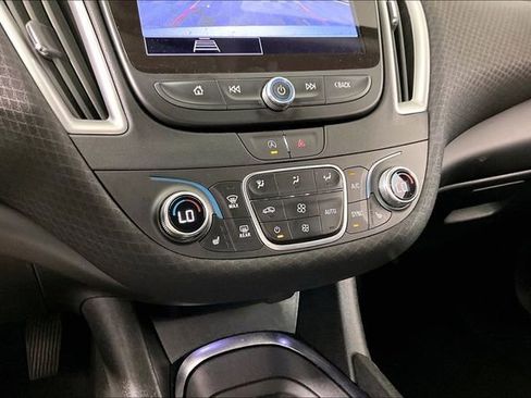 Used 2024 Chevrolet Malibu LT FWD image 13