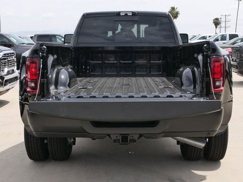 New 2026 RAM 3500 Tradesman AWD/4WD image 6