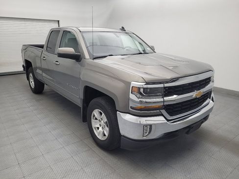 Used 2017 Chevrolet Silverado 1500 LT w/ All Star Edition AWD/4WD image 13
