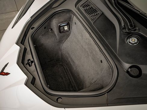 Used 2023 Chevrolet Corvette Z06 image 33