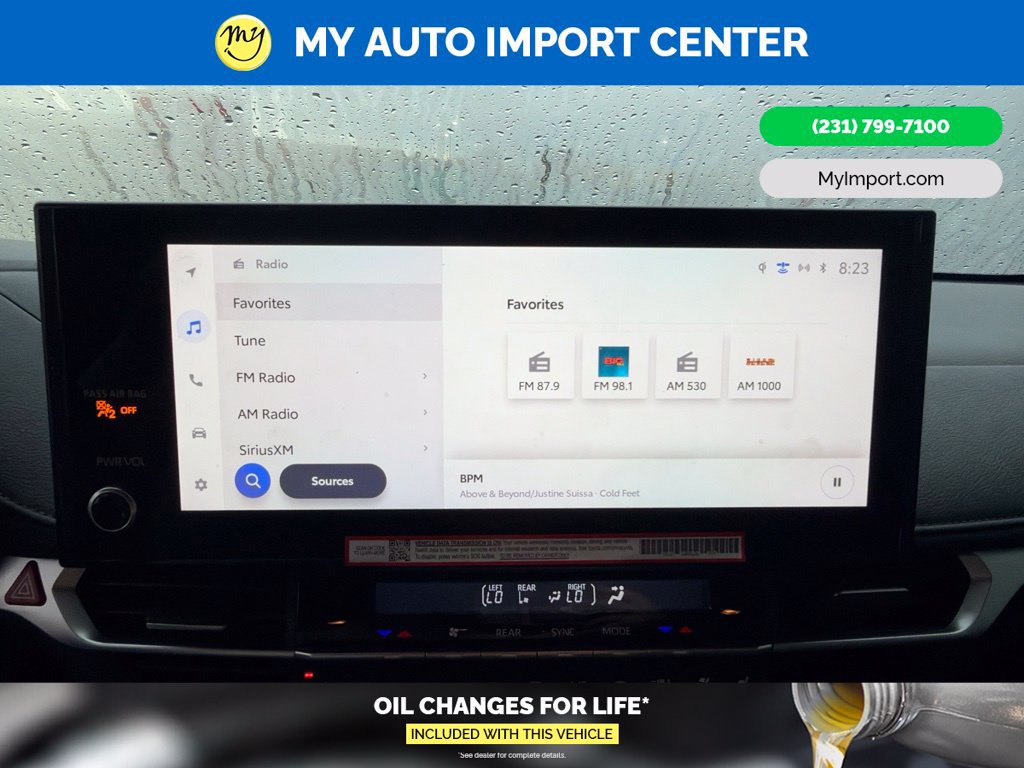 Used 2025 Toyota Sienna Limited AWD/4WD image 20