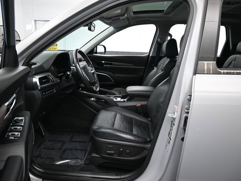 Used 2022 Kia Telluride SX w/ SX Prestige Package image 12