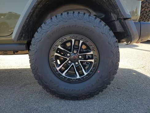 New 2026 Jeep Wrangler Unlimited Rubicon image 12