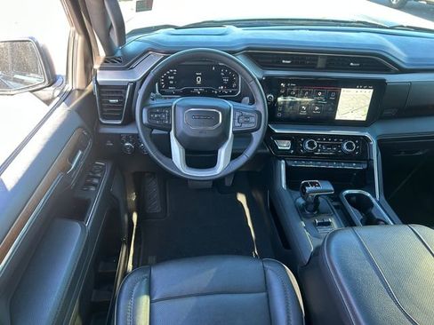 Used 2023 GMC Sierra 1500 Denali w/ Denali Reserve Package AWD/4WD image 30