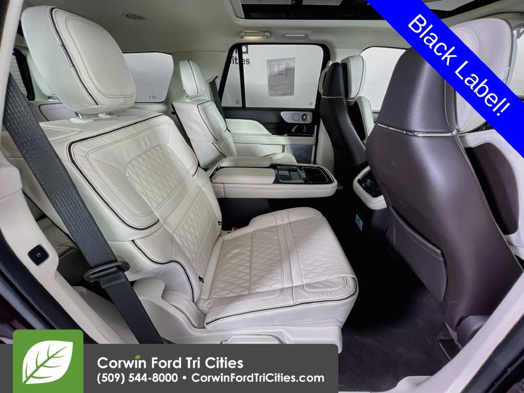 Used 2024 Lincoln Navigator Black Label AWD/4WD image 16