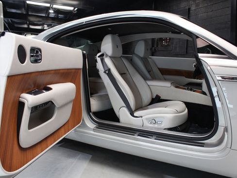 Used 2014 Rolls-Royce Wraith RWD image 66
