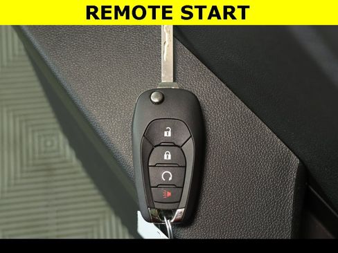 Used 2024 Chevrolet Trax LS w/ LS Convenience Package image 5