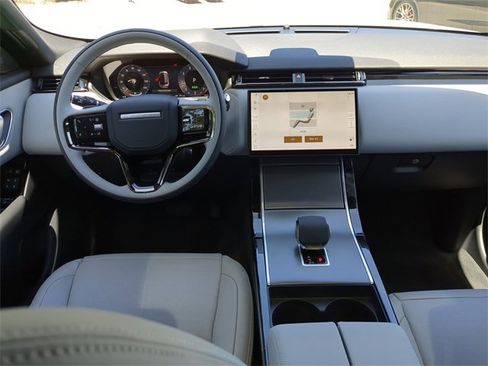 Used 2026 Land Rover Range Rover Velar S image 12