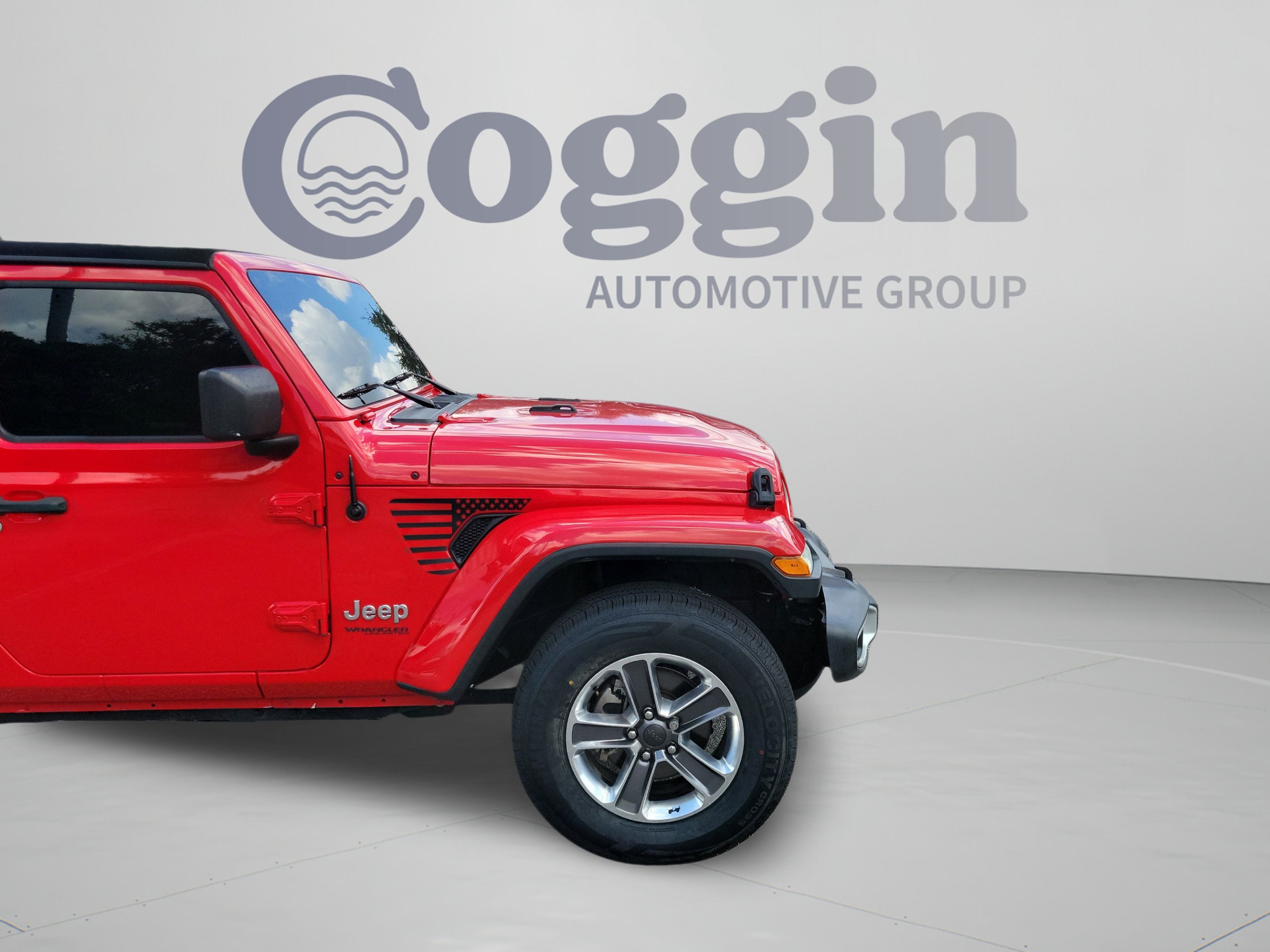 Used 2022 Jeep Wrangler Unlimited Sahara w/ Cold Weather Group AWD/4WD image 32
