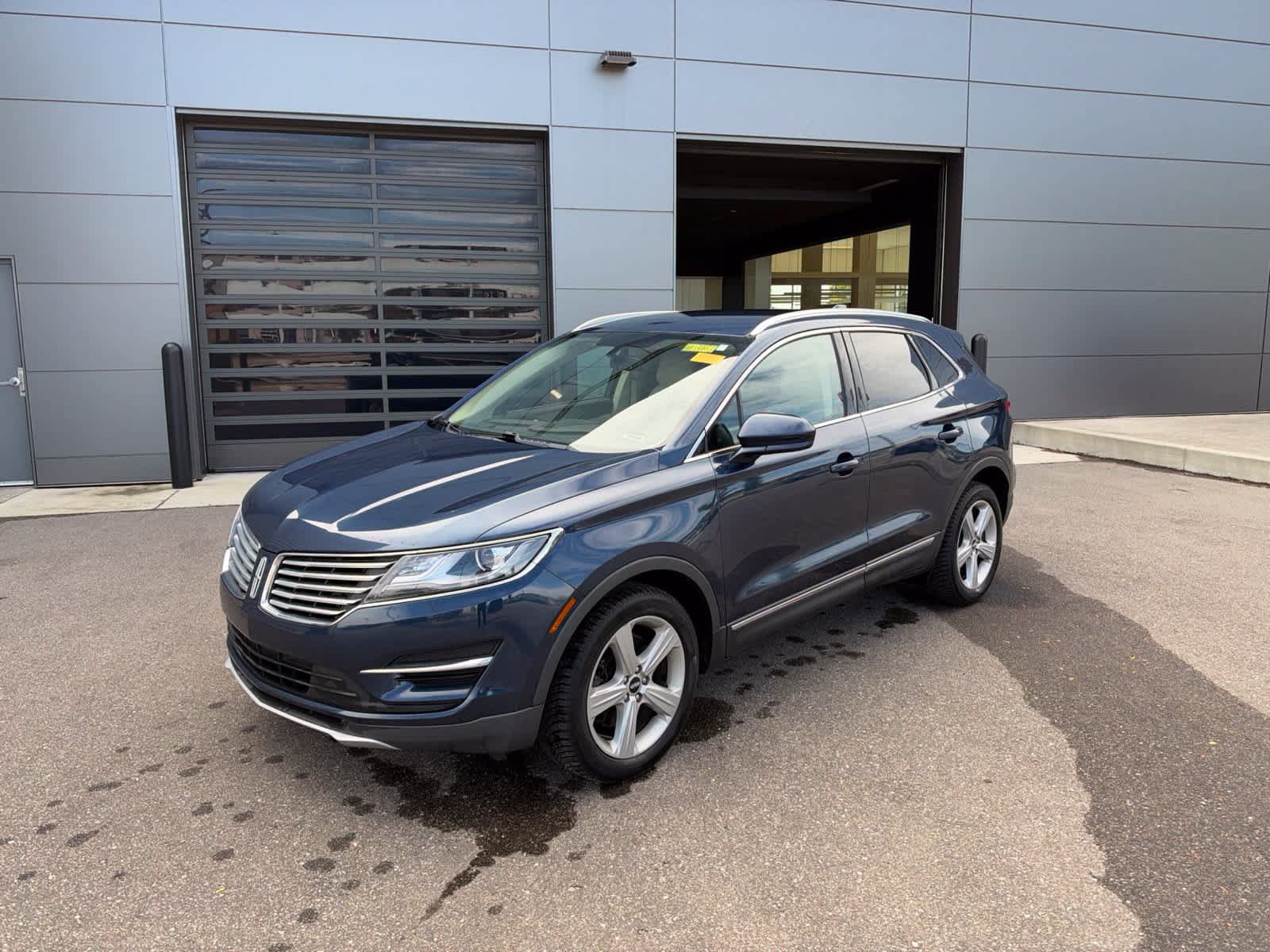 Used 2017 Lincoln MKC Premiere AWD/4WD image 1