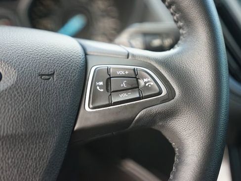 Used 2017 Ford Escape Titanium AWD/4WD image 23