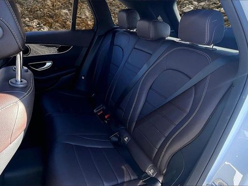 Used 2018 Mercedes-Benz GLC 300 GLC 300 image 23