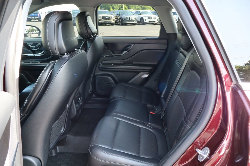 Used 2020 Lincoln Corsair AWD w/ Premium Package image 14
