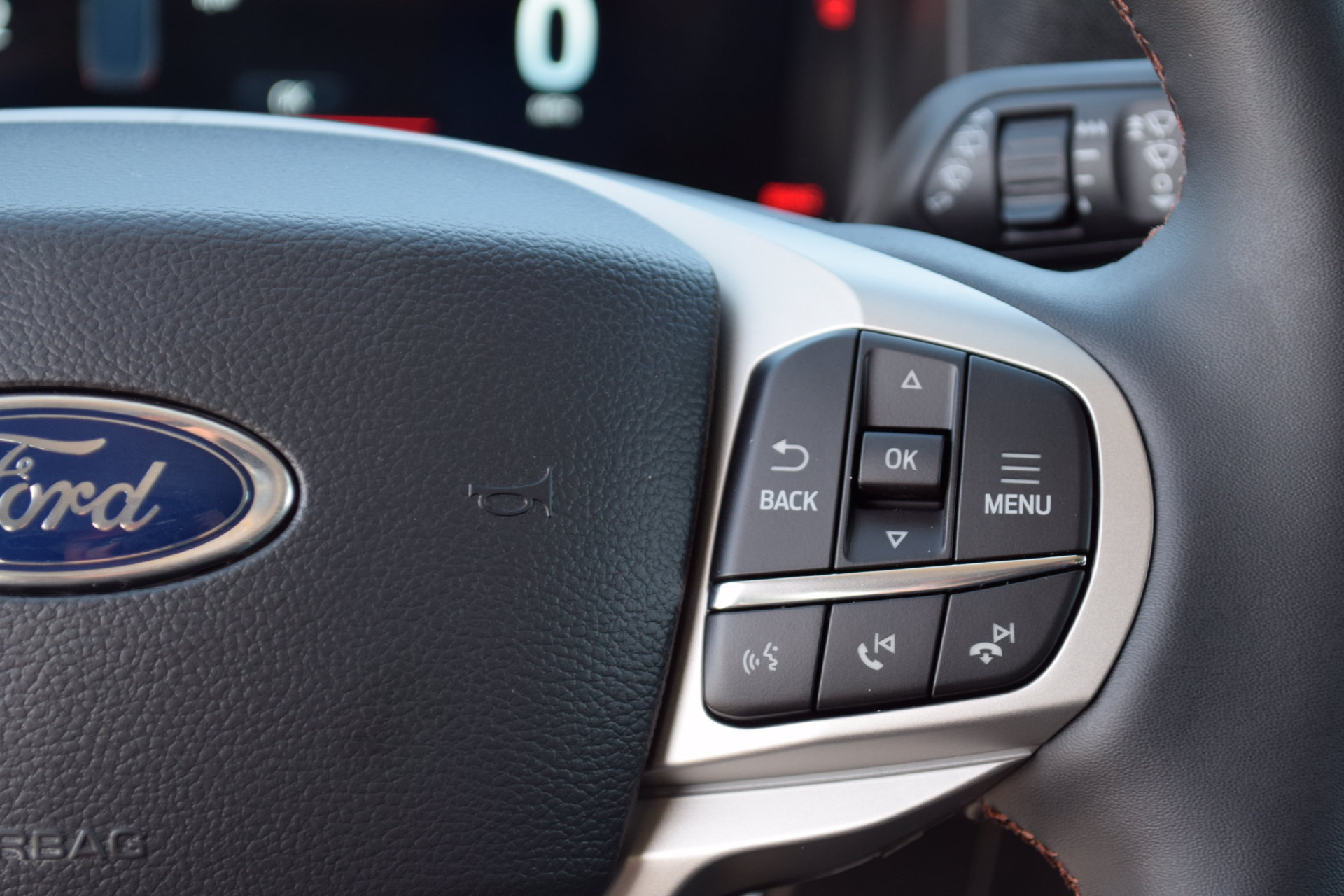New 2026 Ford Explorer Active w/ Active Comfort Package RWD image 7
