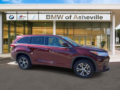Used 2017 Toyota Highlander LE
