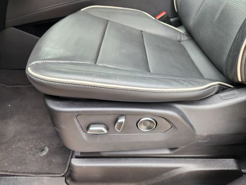 Certified 2024 Cadillac Escalade Sport w/ LPO, ONYX Package image 23